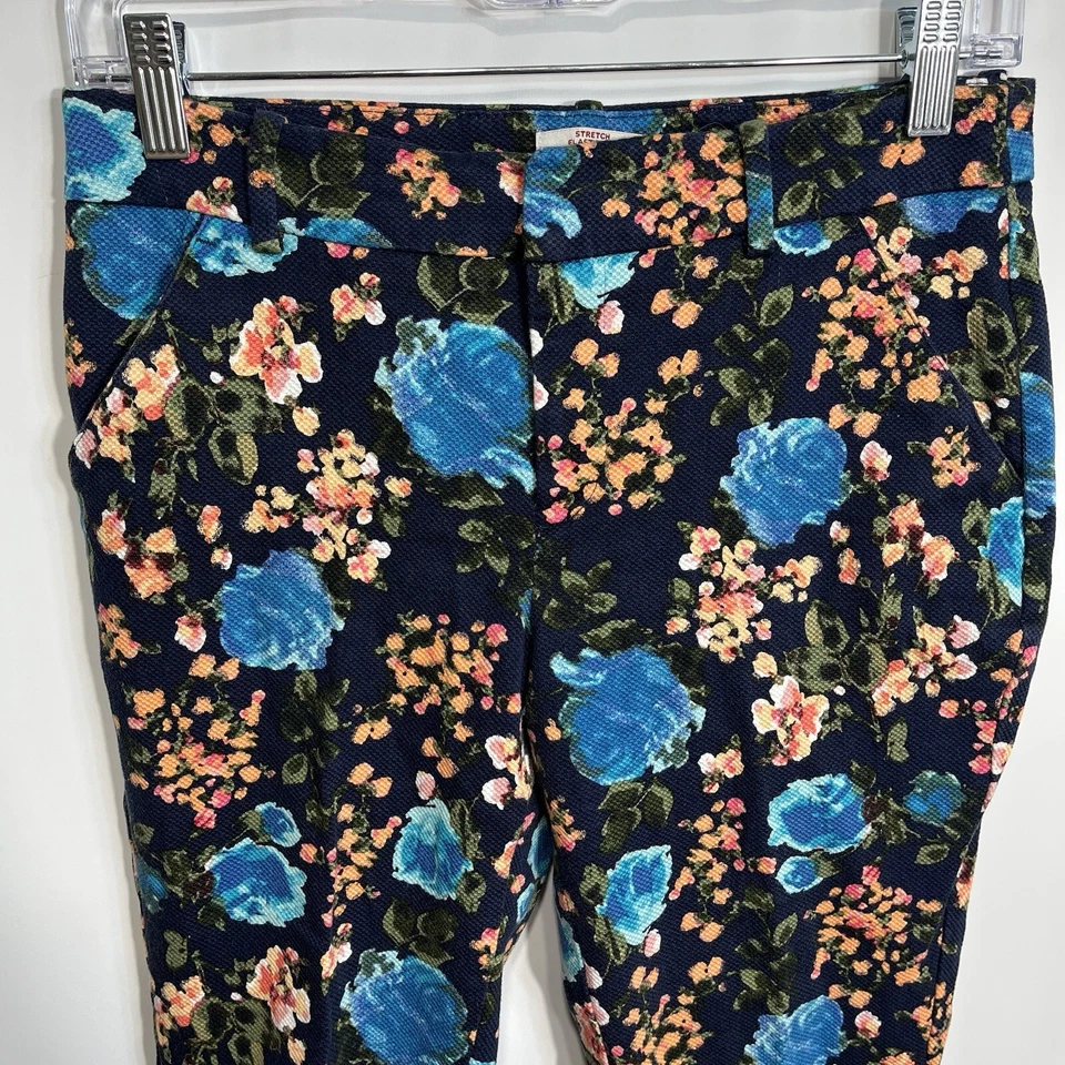 Calça Merona Feminina Tamanho 2 Cropped Skinny Clássica Cintura Média Floral Elástica Azul - Imagem 4 de 4