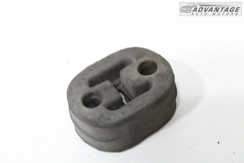 VOLKSWAGEN CC 2009-2017 ESCAPE TRASERO SILENCIADOR TUBO SUSPENSIÓN MONTAJE GOMA OEM Foto 2 de 4