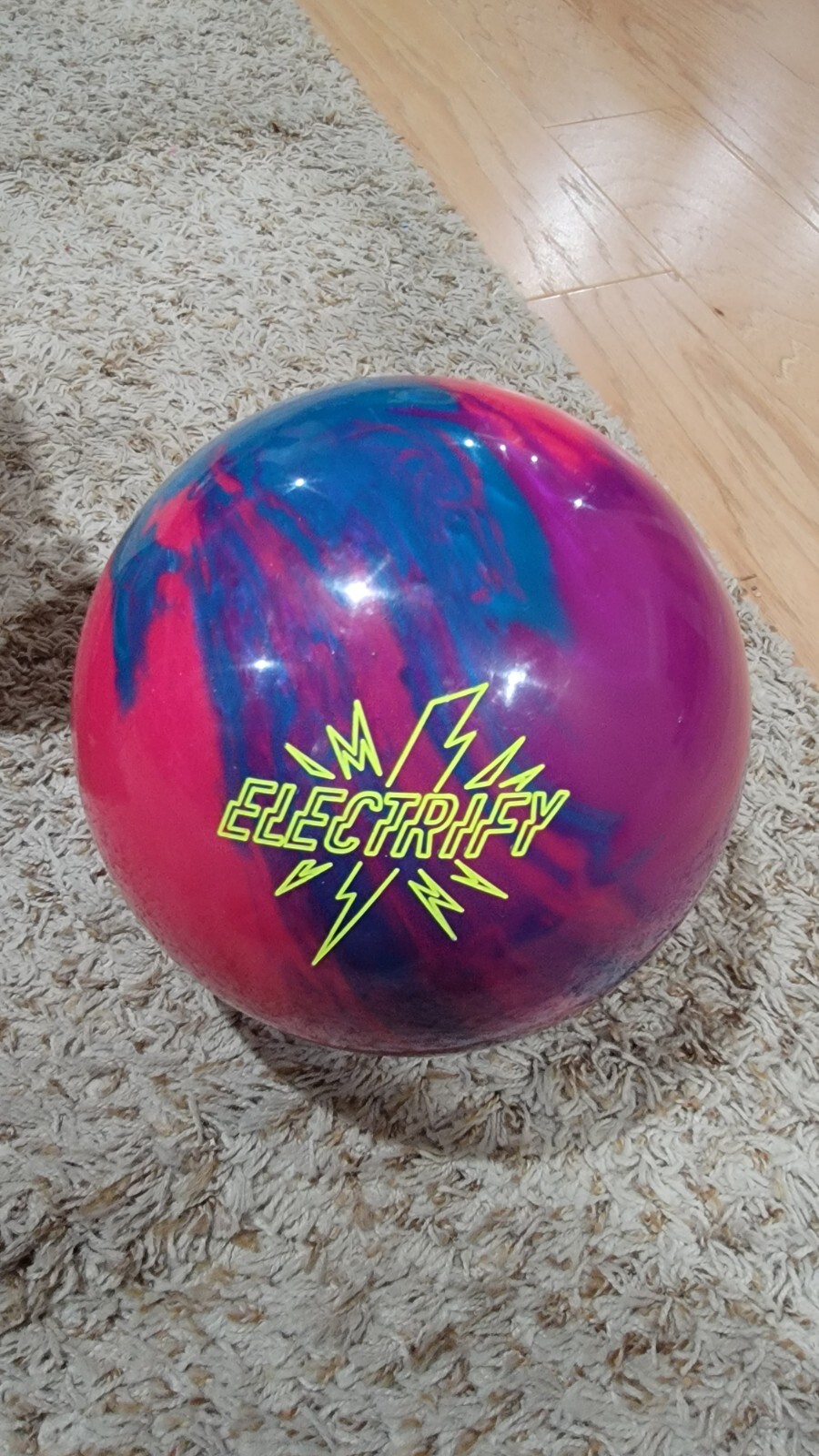 Storm Electrify Pearl Bowling Ball 1st Quality 15 Pounds 44.5" Pin