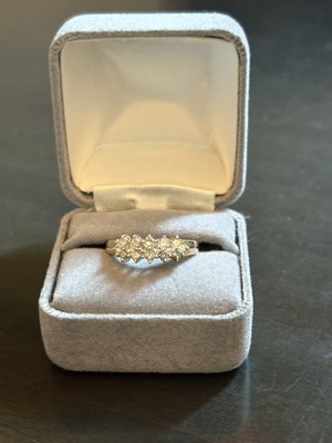 Damen 10k Gelbgold Diamant Cluster Ring Größe 6 gestempelt ~ gebraucht, in einwandfreiem Zustand