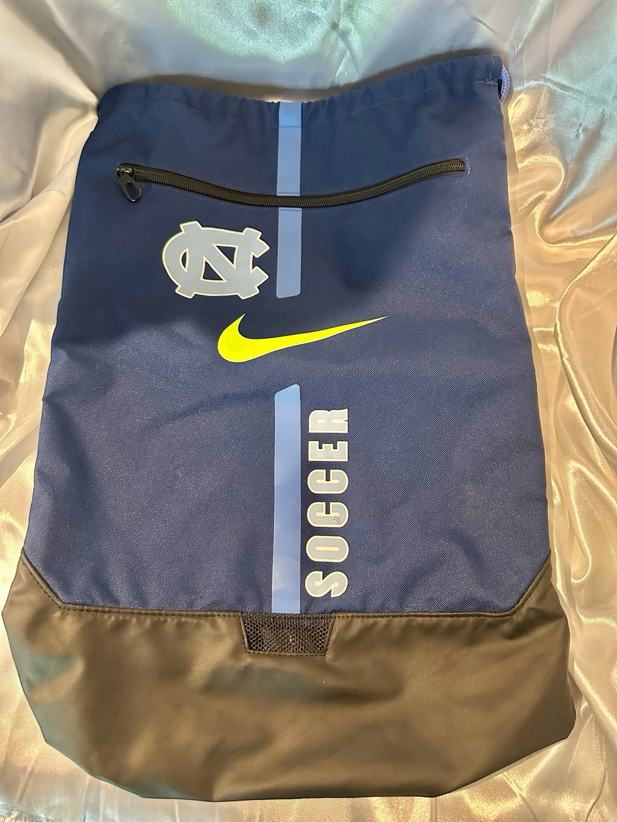Nike UNC Tar Heels Drawstring Athletic Gym Bag Soccer New  