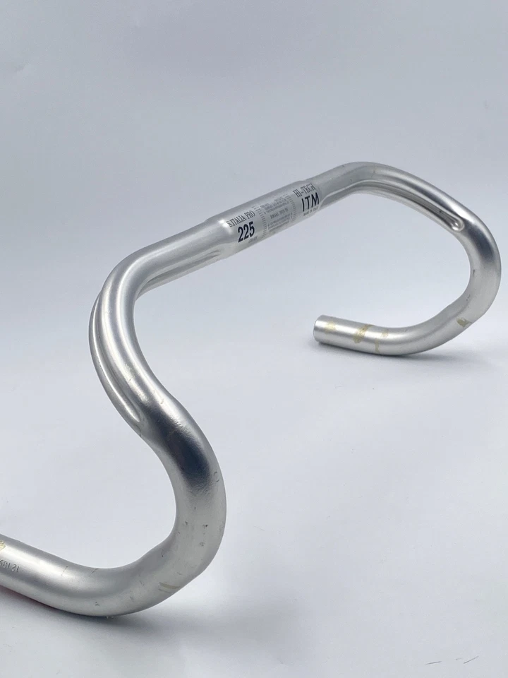 Manubrio bici corsa ITM S. Italia Pro 225 Anatomica 43 road bike handlebar 25,9ø - Immagine 3 di 4