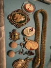 vintage costume jewelry ! Lot 040