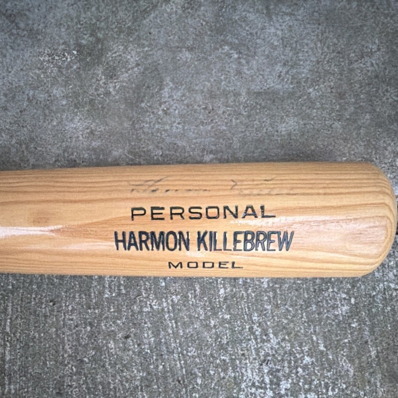 Adirondack 302 Autographed Harmon Killebrew Vintage Wooden Baseball Bat 