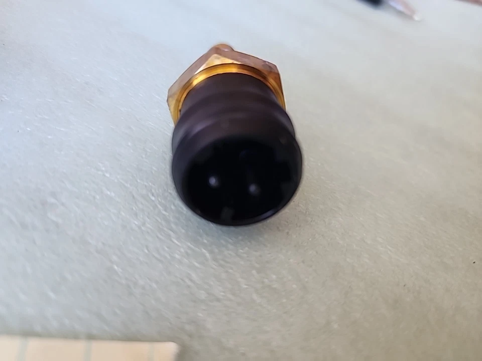 COOLANT 温度传感器 适用于 Mercedes-BENZ — 第 3/4 张图片