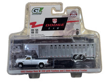 GREENLIGHT Outback 1992 White Dodge Ram W-350 Dually Gooseneck Set 1/64 51664-A