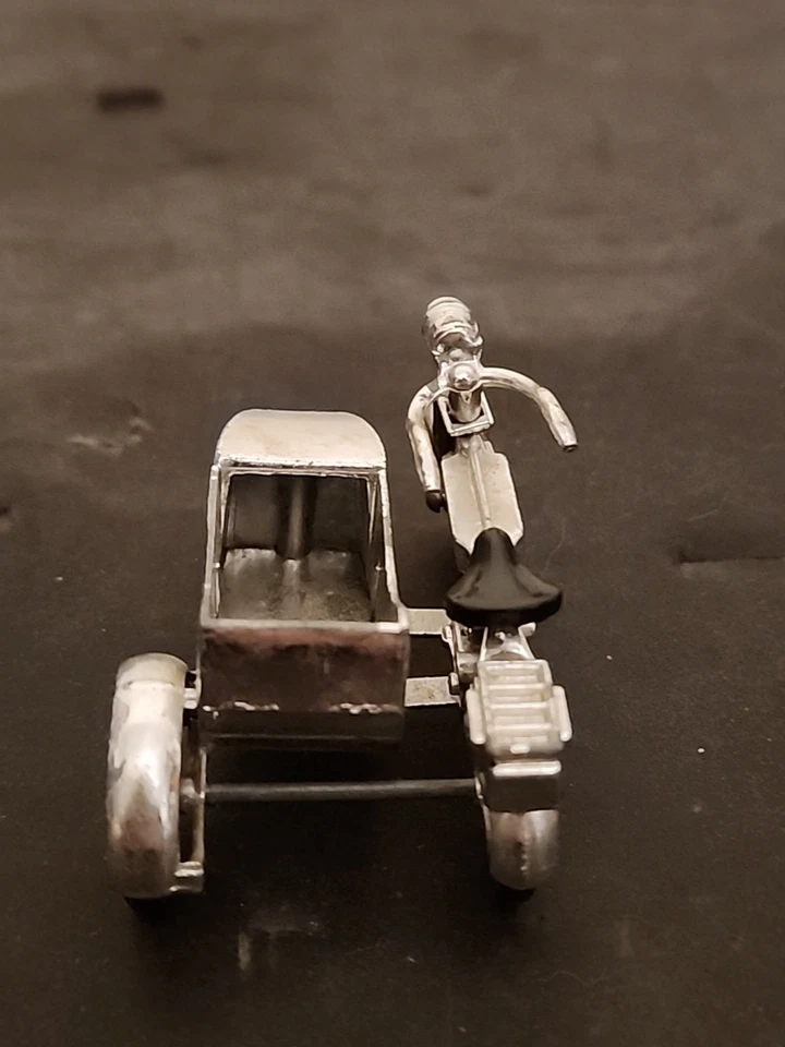 MOTO LESNEY MATCHBOX MODELOS DE ANTAÑO MOY 1914 SUNBEAM CON SIDECAR Foto 3 de 4
