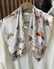 100 Silk 16 Momme butterfly Print Bandana Scarf Wrap Neckerchief 65X65cm new