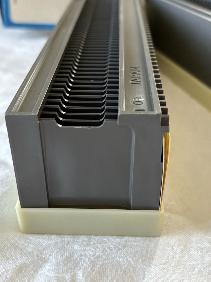 スライドプロジェクター用ストレートマガジン Vintage CABIN Slide Magazines Set of 2 | 50 Capacity | Made in