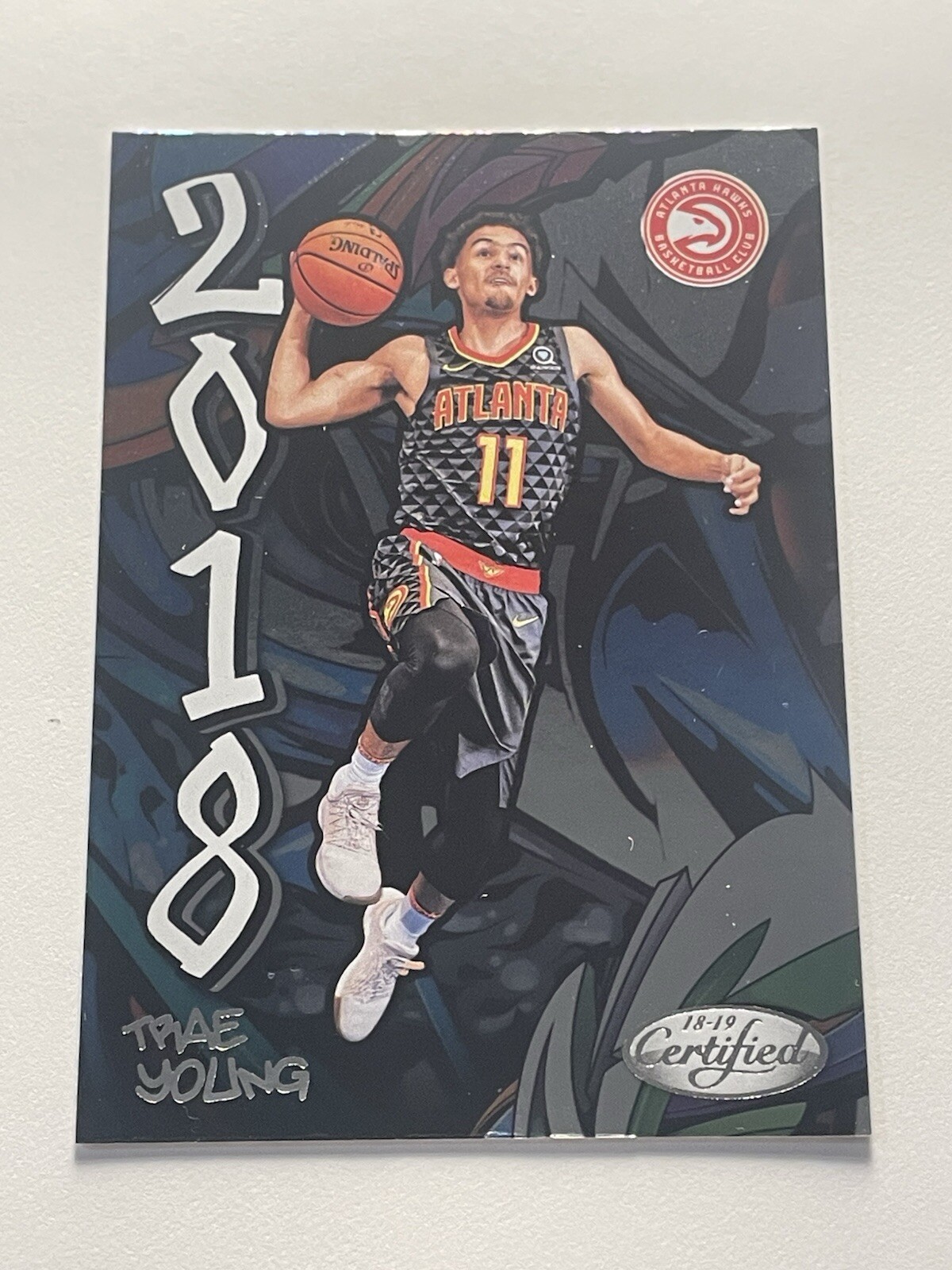 2018-19 Panini Certified Graffiti Trae Young RC Rookie #18-8