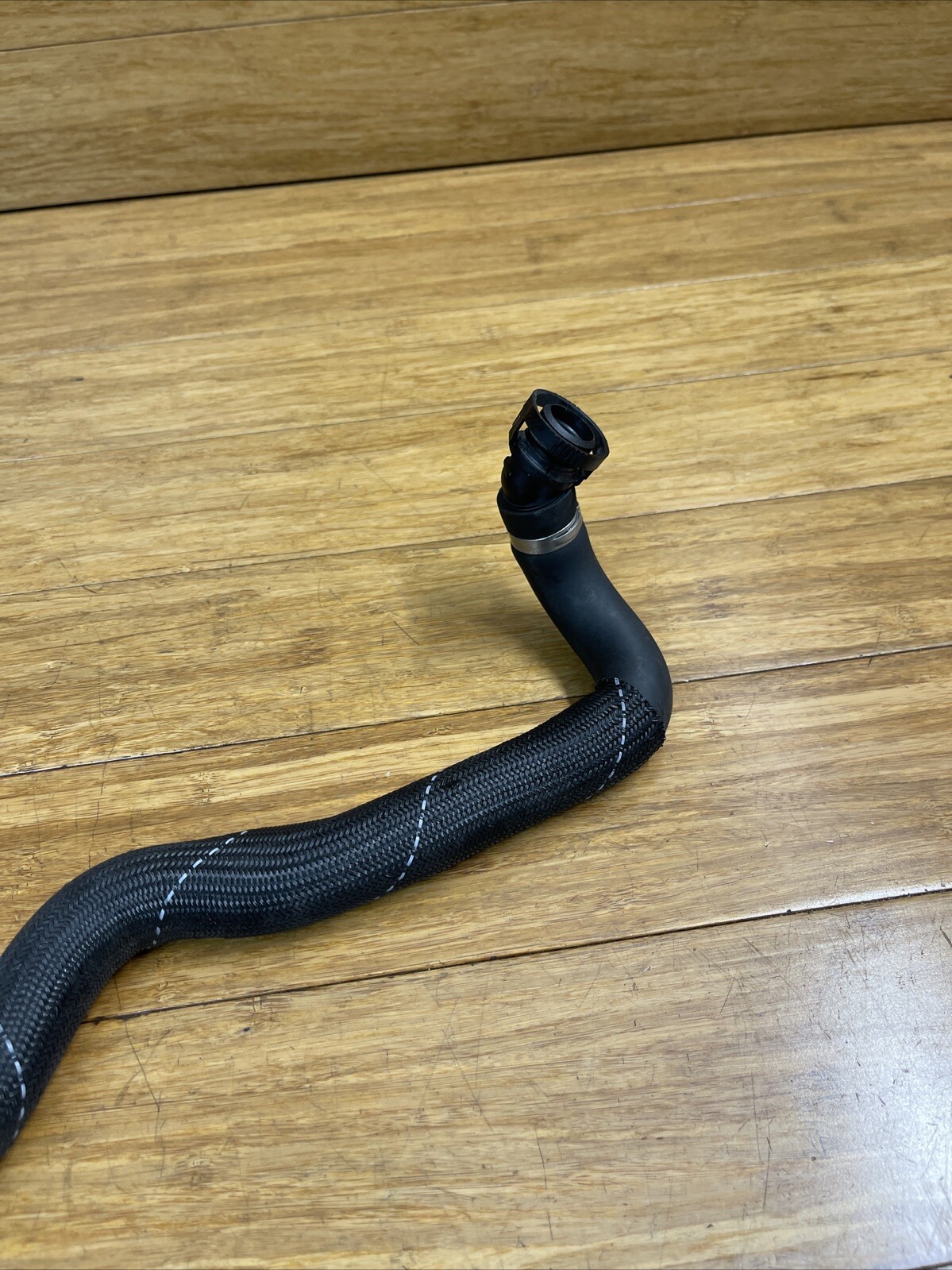 2014-2015 Audi R8 42 4.2L Right Secondary Air Pump Hose Line 420131605E OEM