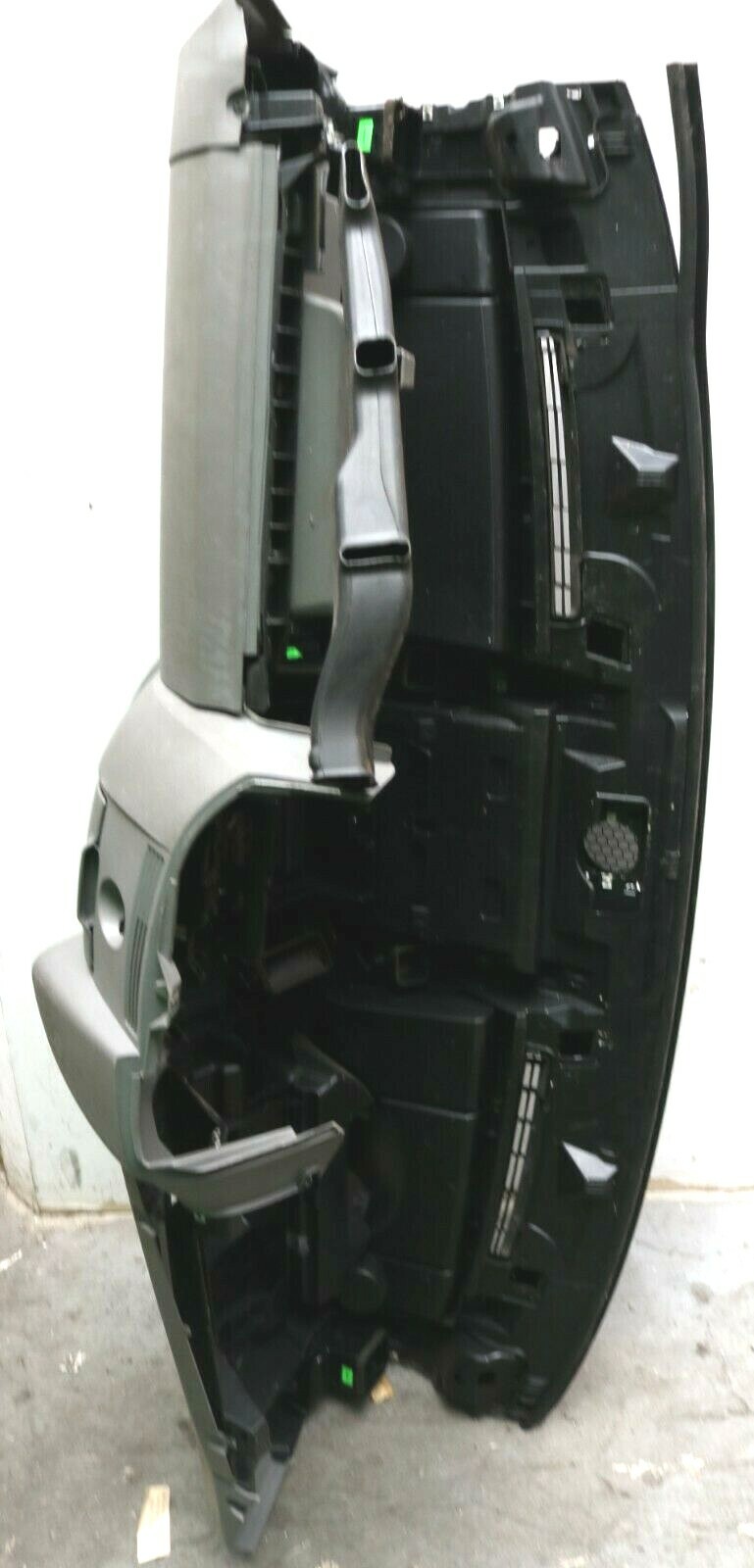 Mercedes-Benz SPRINTER W906 VW Crafter Armaturenbrett A9066800106  