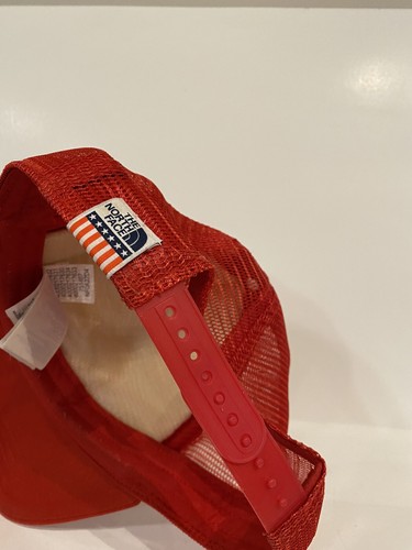 The North Face USA Logo Womens Trucker Hat Red Mesh Adjustable Snapback Cap EUC - 第 5/6 張圖片