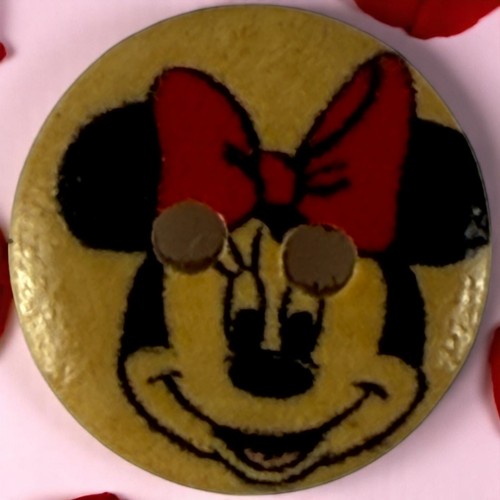 15mm Disney Minnie Mouse Wooden Sewing Buttons 2 Hole Knitting Cardigan Buttons - Picture 14 of 40