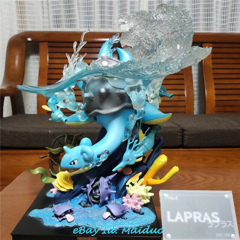 Pc House Studio Pokémon Charizard Family Statue