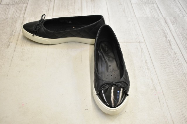 ecco gillian sneaker