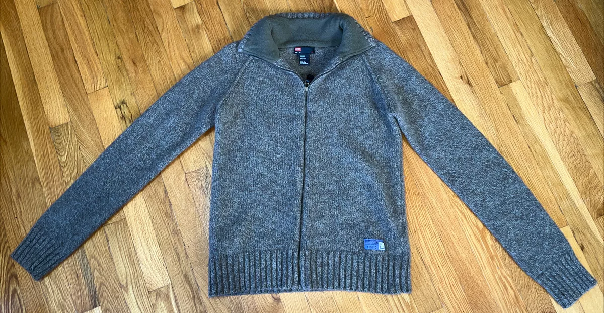 Zip up store wool jacket