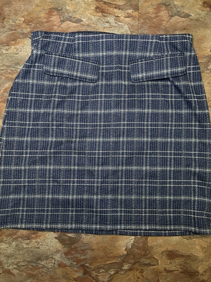 ModCloth Navy Preppy Plaid Academia Tweed Mini Skirt Size M - Image 2 of 4