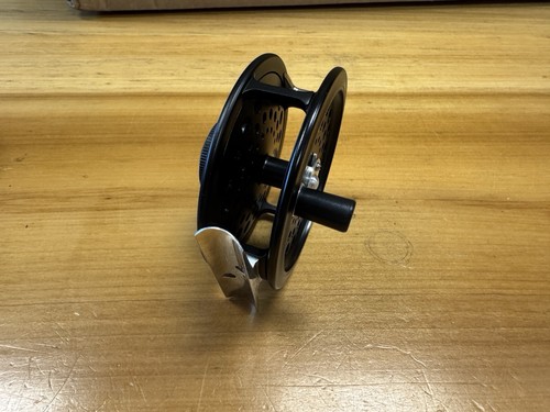 Hardy Ultralite Disc #5 Fly Fishing Reel - Picture 7 of 14