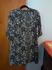 Old Navy NWT Black/White Lined Long Sleeve Dress Women's Size M Right Above Knee