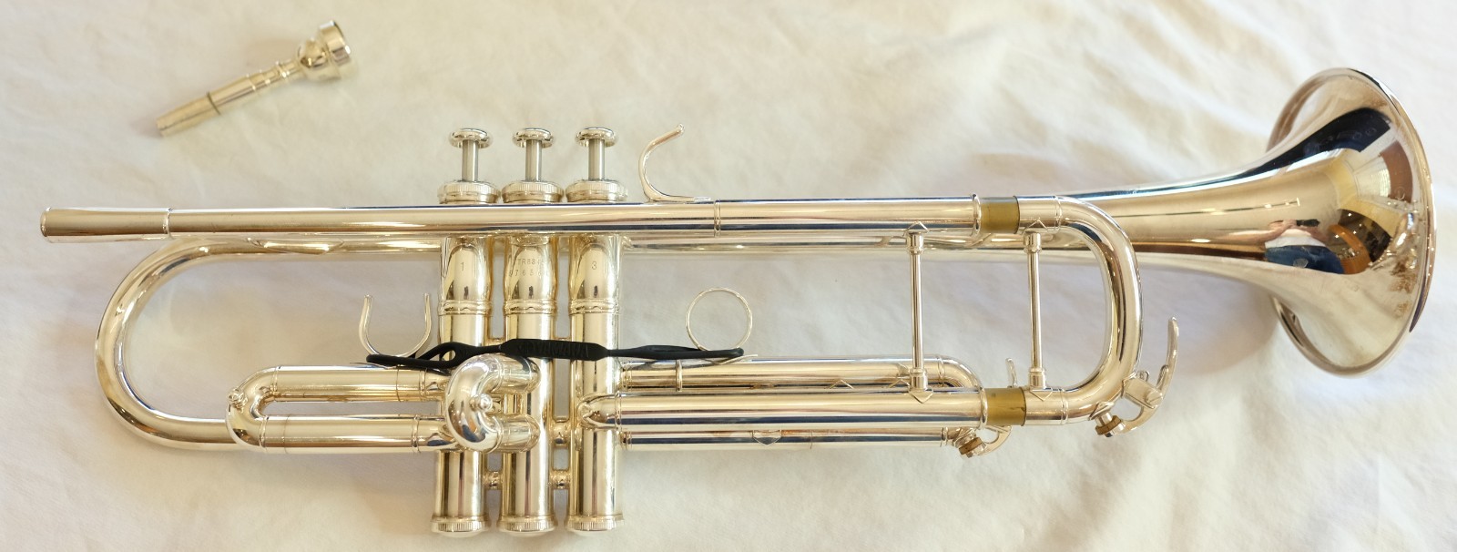 Yamaha YTR-8345II Xeno Pro Bb Trumpet - VERY Lightly Used
