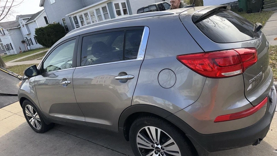 Fuse Box Engine Fits 14-16 SPORTAGE 4362054 Foto 3 de 4