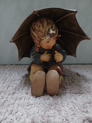 Goebel Porzellan. Hummel Figur. 152/II B. Umbrella Girl. Vintage.