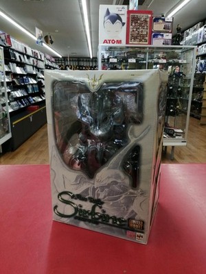 MegaHouse Figur Holy Warrior Danbine Server gebraucht
