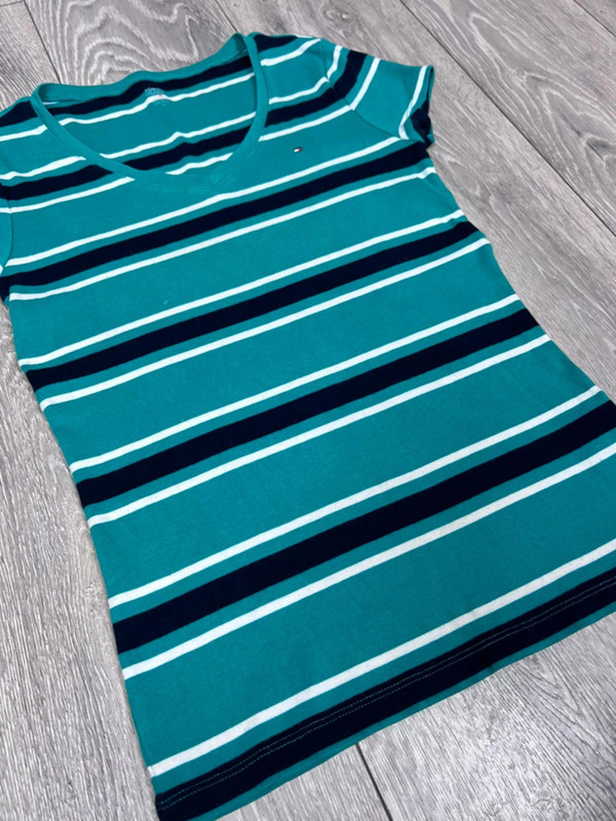 Tommy Hilfiger Striped V Neck T-Shirt Women’s Size Medium UK 10 image 9