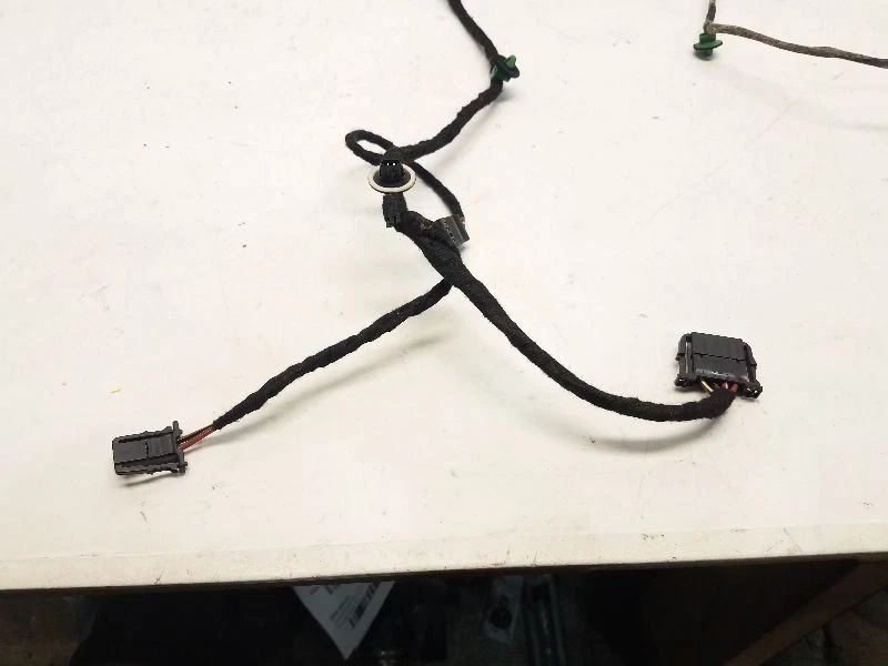 2007 Volkswagen Golf GTi Passenger Right Rear Door Harness  - Image 2 of 4