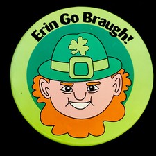 Erin Go Brough Pin Button Vintage Pinback Leprechaun St Patrick's Day