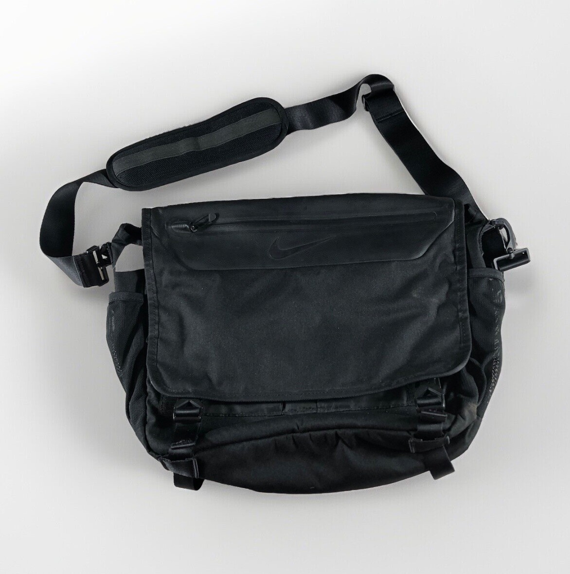 satchel bags nike