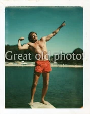 OLD PHOTO Shirtless Lifeguard on diving board flexing biceps 1980s Snapshot