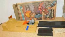 Matchbox Big MX BM5 Mechanised Quarry Site & Traxcavator