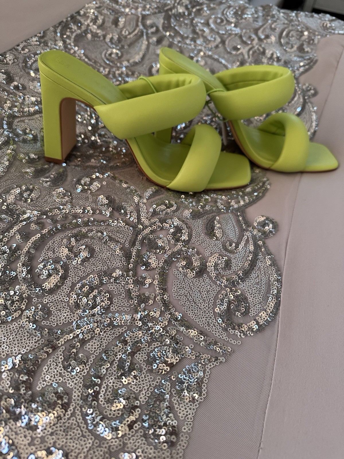 APL Sandali con tacco