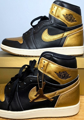 Jordan Air Jordan 1 Retro High OG High Top Sneaker Black/Gold DB4612-671