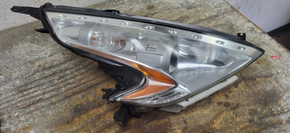 Faro Nissan 370Z 2009-2017 lado del pasajero usado LED OEM *DC9366 Foto 2 de 4