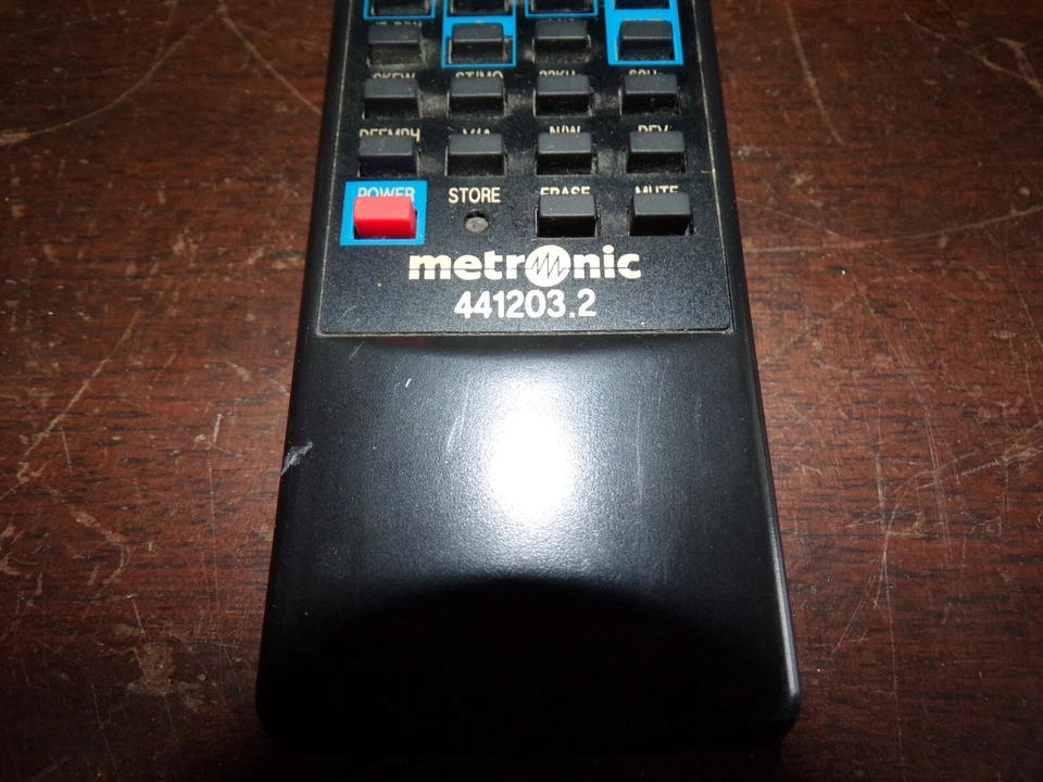 TÉLÉCOMMANDE DÉCODEUR ORIGINAL VÉRITABLE METRONIC 441203.2 - Photo 4/4