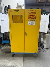 JUSTRITE 25452 Safety Storage Cabinet 45 Gal