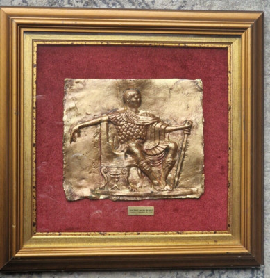 emperor constantine the great Reliefplatte Museums Replikat Gold farben Diorama