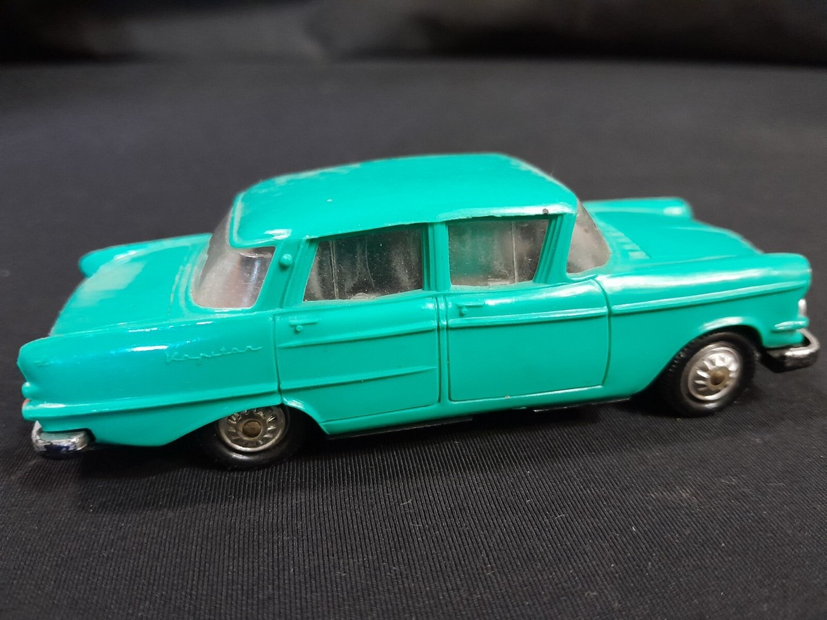 NOREV - 64 - Opel Kapitan - Turquoise - En boite