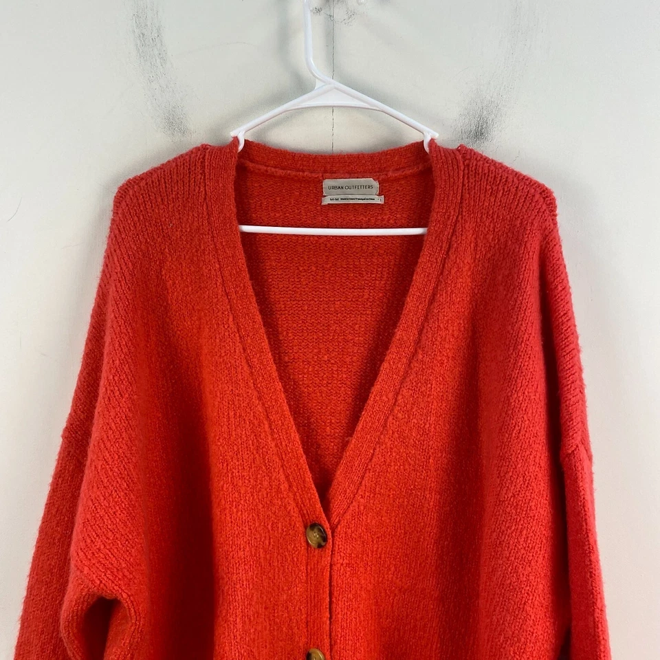 Urban Outfitters Mujeres Cárdigan Mediano Top Suéter Tejido Botón Rosa Cuello en V 12181 Foto 3 de 4