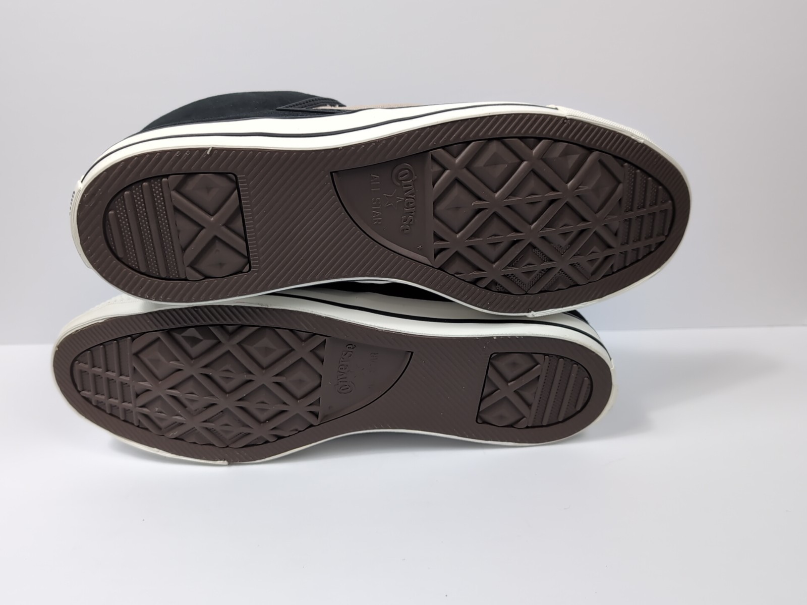 Men's Converse Sneakers 11.5 Chuck Taylor Black/Papyrus Mid Top CTAS High Street thumbnail 11