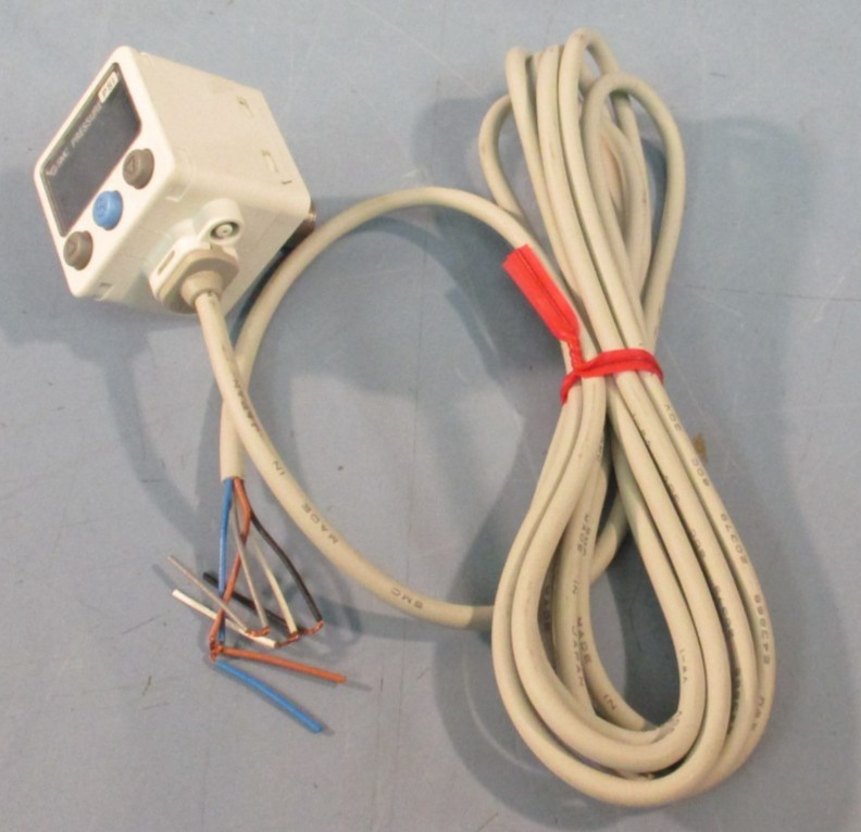 SMC ISE40A-N01-X-P 12-24VDC 45mA Pressure Switch 14.5-145.0PSI