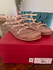 Valentino Garavani Rockstud Summer Sandals – Size 35 – Beige/Nude – Authentic