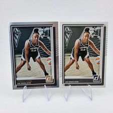 2025 DONRUSS WNBA SILVER HOLO and Base #23 JEWELL LOYD ACES