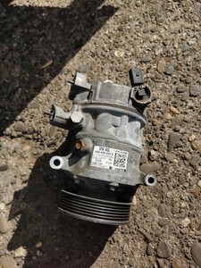 Klimakompressor 5K0820803C Audi Q3 8U Q5 A3 VW Passat B7 Golf VI  Seat Skoda