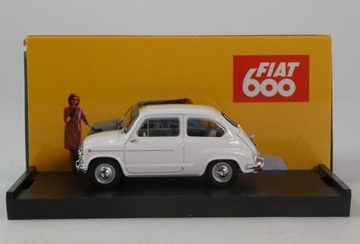 Brumm Fiat 600D Limousine Weiß 1960 1/43 R316-12