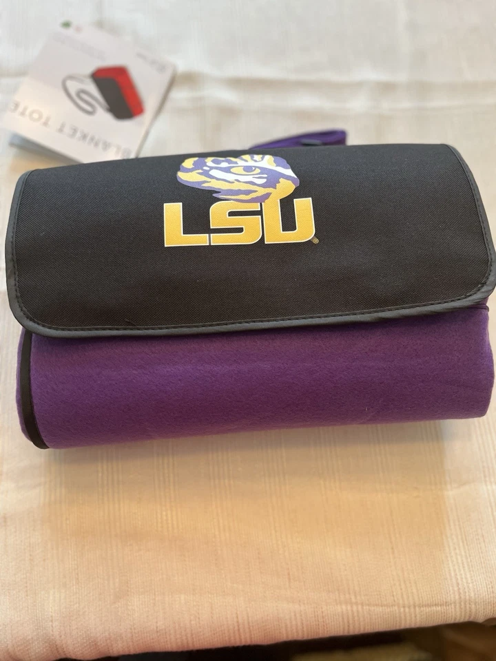 LSU MANTA TOTE Productos Colegiados con Licencia Oficial, Vellón 48”x 58 Nuevo con Etiquetas Foto 2 de 4