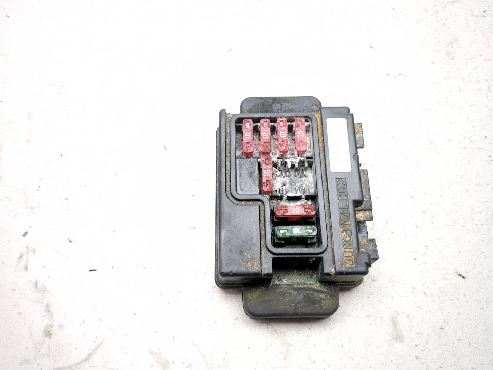 02 Kawasaki Vulcan 1500 Classic VN1500 caja de conexiones de fusibles 26021-1089 Foto 2 de 4